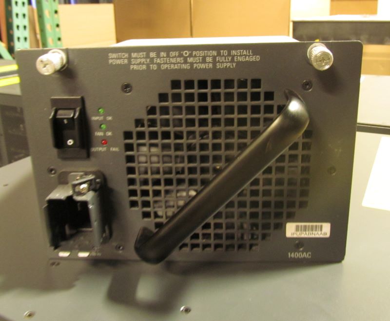 Alimentation Cisco PWR-1400-AC – Pour Switch/réseau, Ouverte Mais Jamais Utilisée