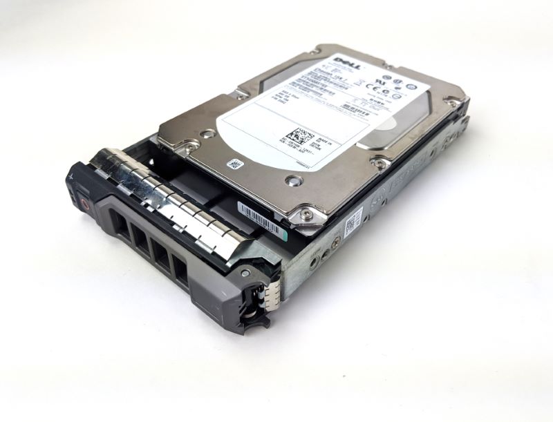 thumbnail interactive-video image 1 of Dell R749K 450GB SAS 3.5-inch 15K RPM Hard Drive - 16MB Cache, Hot Swap (Open Box) 1 of 5