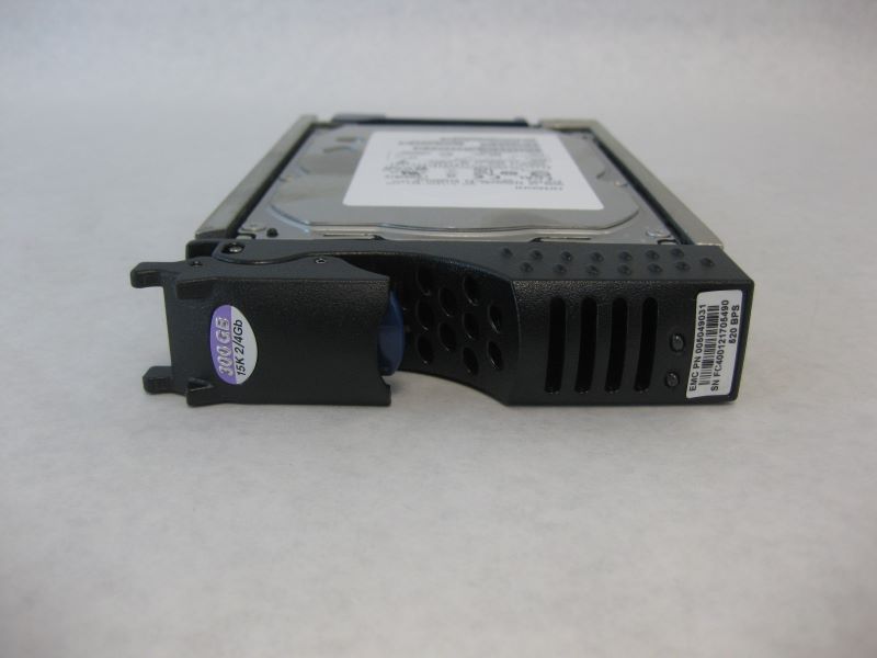 VX-VS15-300 - EMC 300GB 15K 6G SAS 3.5 HDD | Inside Systems A/S