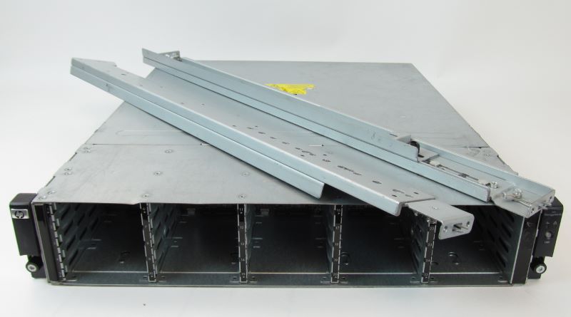 HP AJ941A HP D2700 6G Enclosure 25 SFF Bays